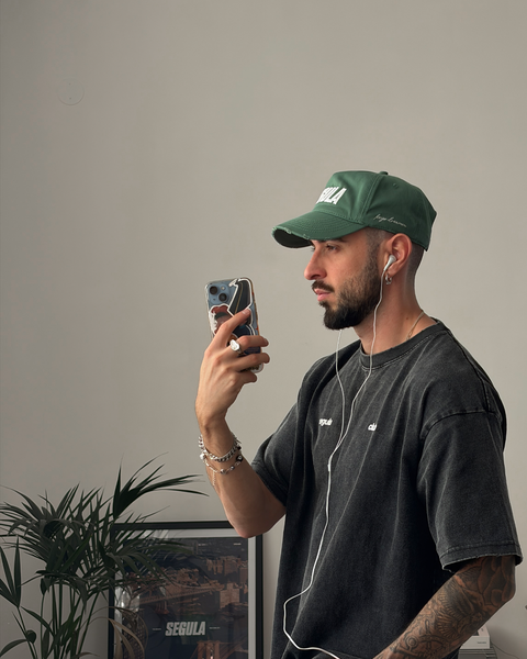 כובע · KEEP DREAMIN